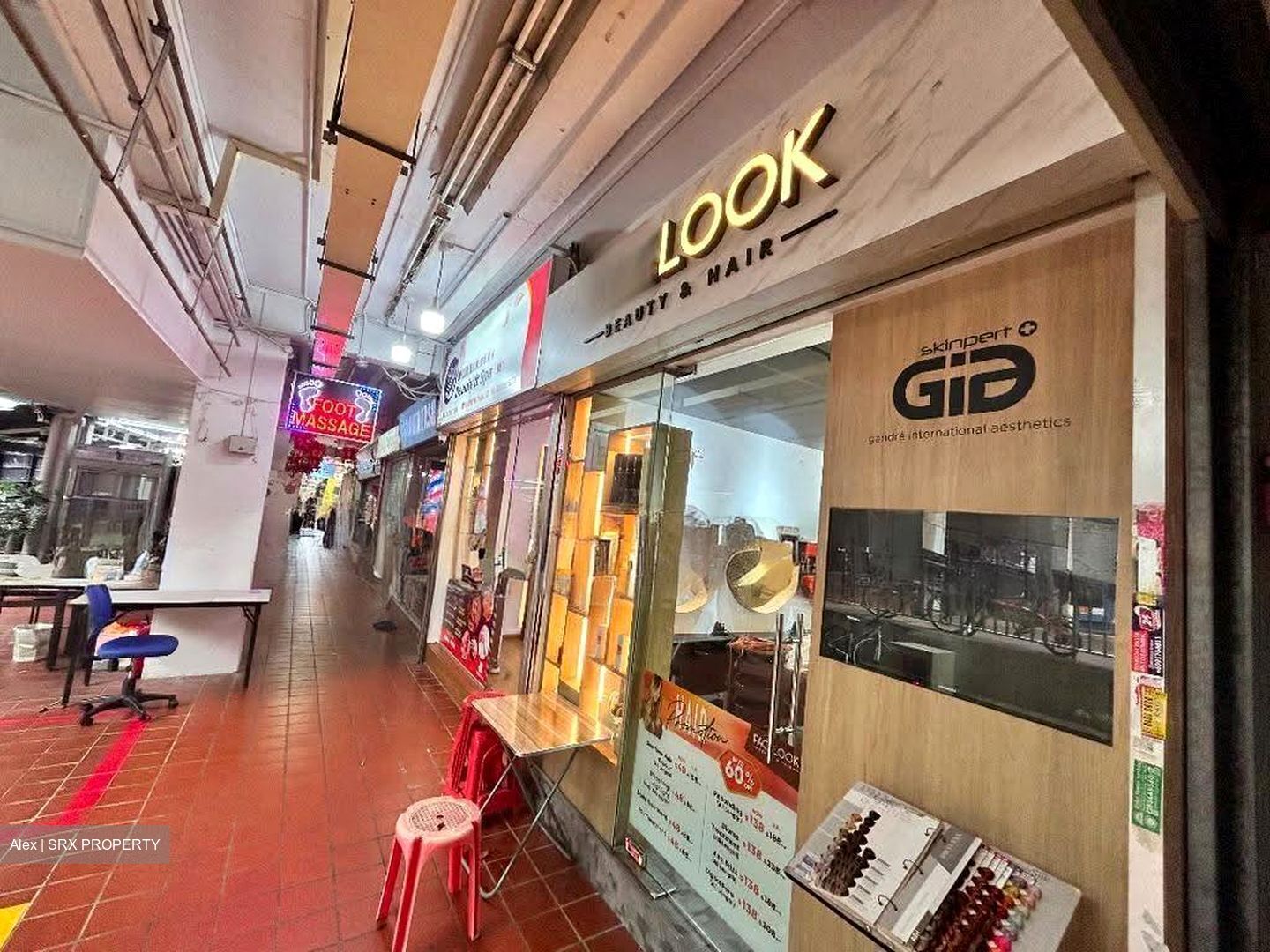 Ang Mo Kio Avenue 8 (D20), Shop House #627500141